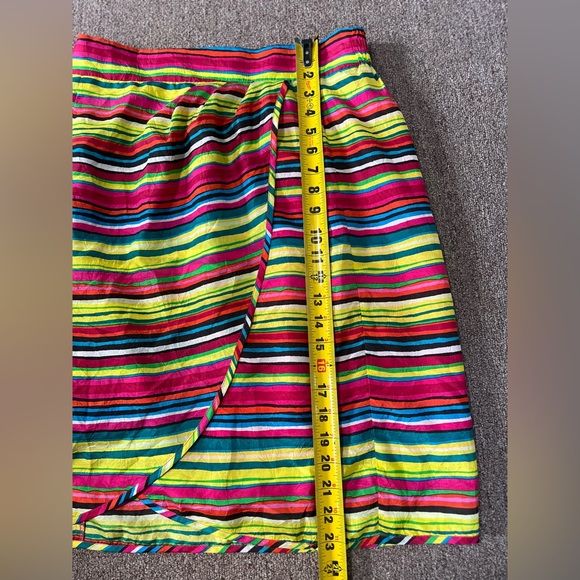 Nanette Lepore Senorita Stripe colorful 100% Silk Wrap Skirt Size 8 Medium - Picture 6 of 9